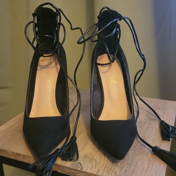Lace-Up Pump - Picture 1 of 5